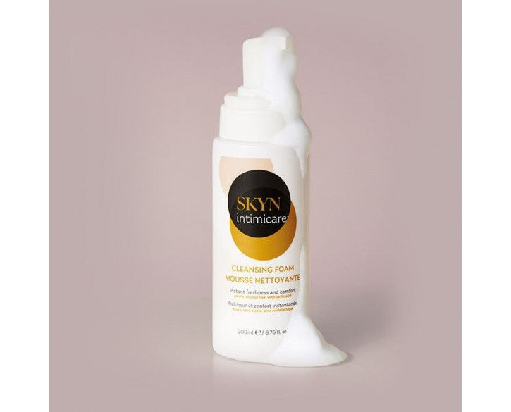Піна для інтимного догляду SKYN Intimicare Cleansing Foam 200 мл