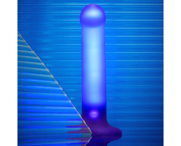Дилдо, що світиться Strap-On-Me Glow-LED Dildo Purple - M