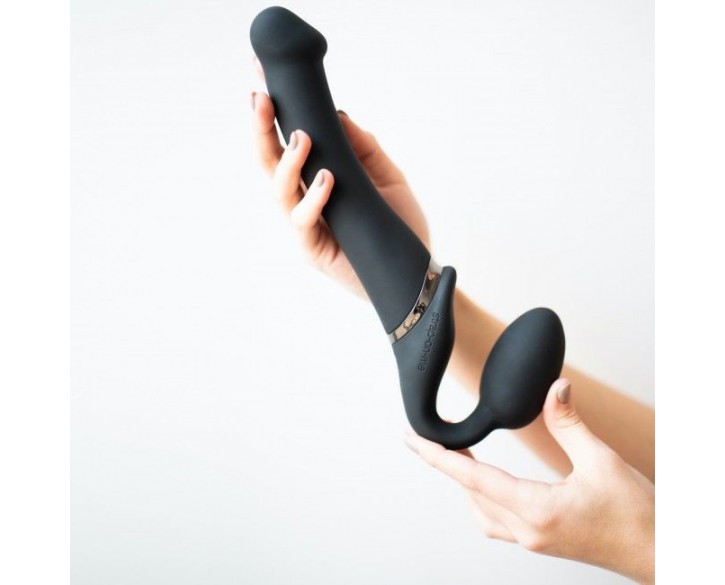 Безремінний страпон з вібрацією Strap-On-Me Vibrating Black M, діаметр 3,3 см, пульт ДК, регульовани