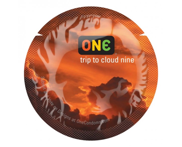 Презерватив ONE Color Sensations - ONE trip tot cloud nine (Orange) 1 шт