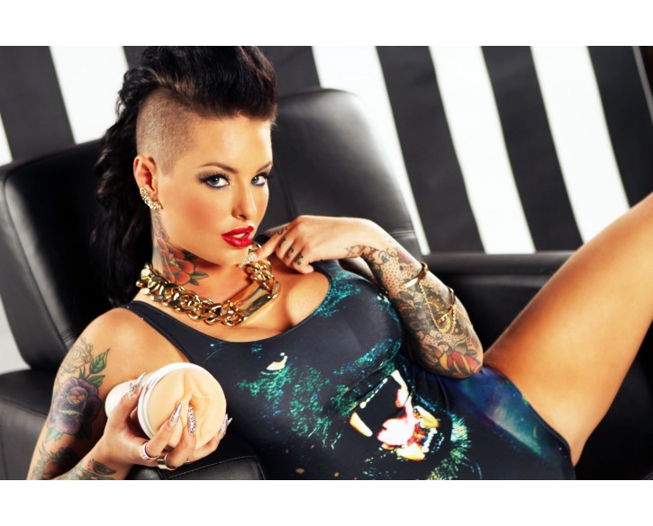 Мастурбатор Fleshlight Girls: Christy Mack - Attack, зі зліпка вагіни, дуже ніжний